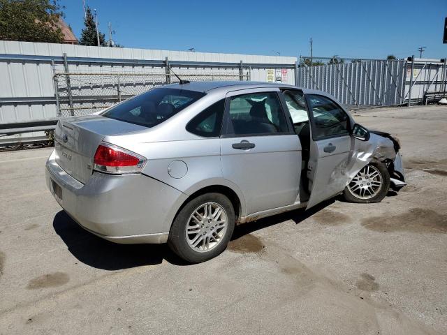 Photo 2 VIN: 1FAHP3FN3BW135711 - FORD FOCUS SE 