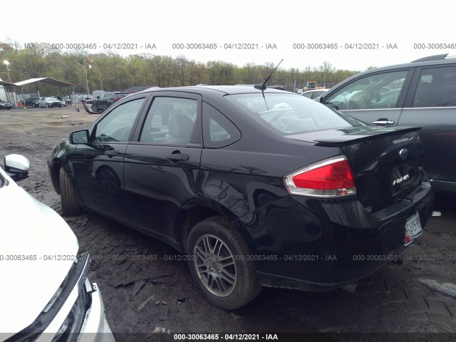 Photo 2 VIN: 1FAHP3FN3BW162570 - FORD FOCUS 