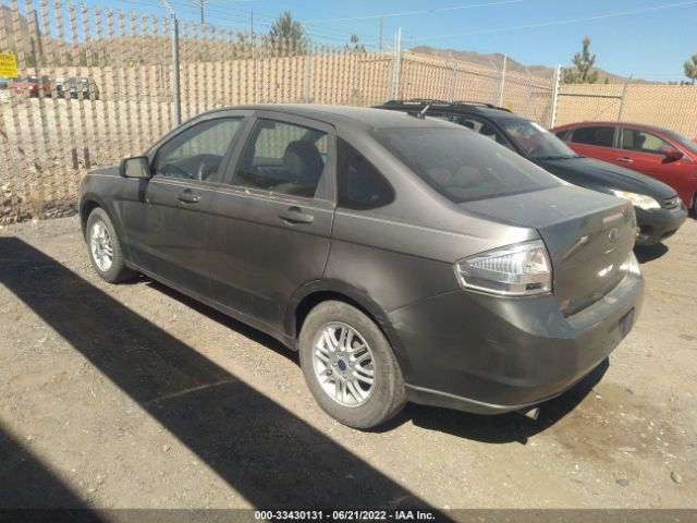 Photo 2 VIN: 1FAHP3FN4AW130435 - FORD FOCUS 