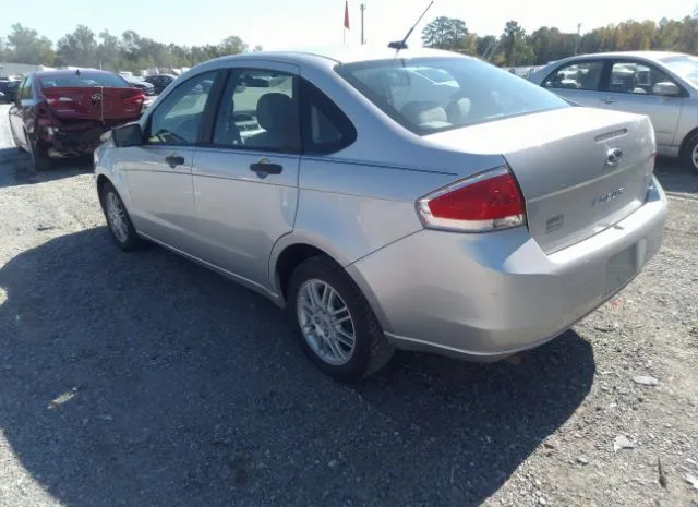 Photo 2 VIN: 1FAHP3FN4AW140382 - FORD FOCUS 