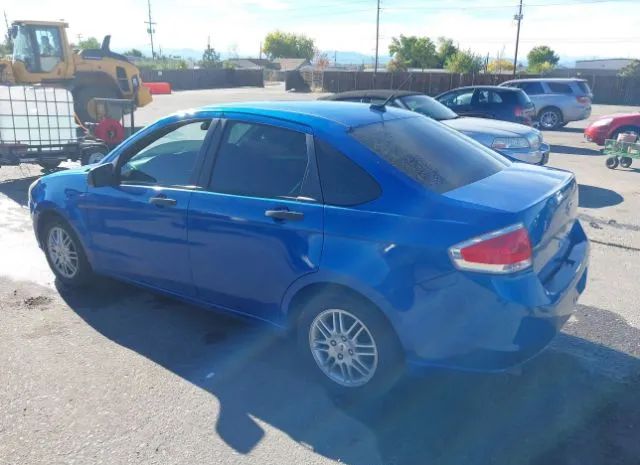 Photo 2 VIN: 1FAHP3FN4AW145243 - FORD FOCUS 