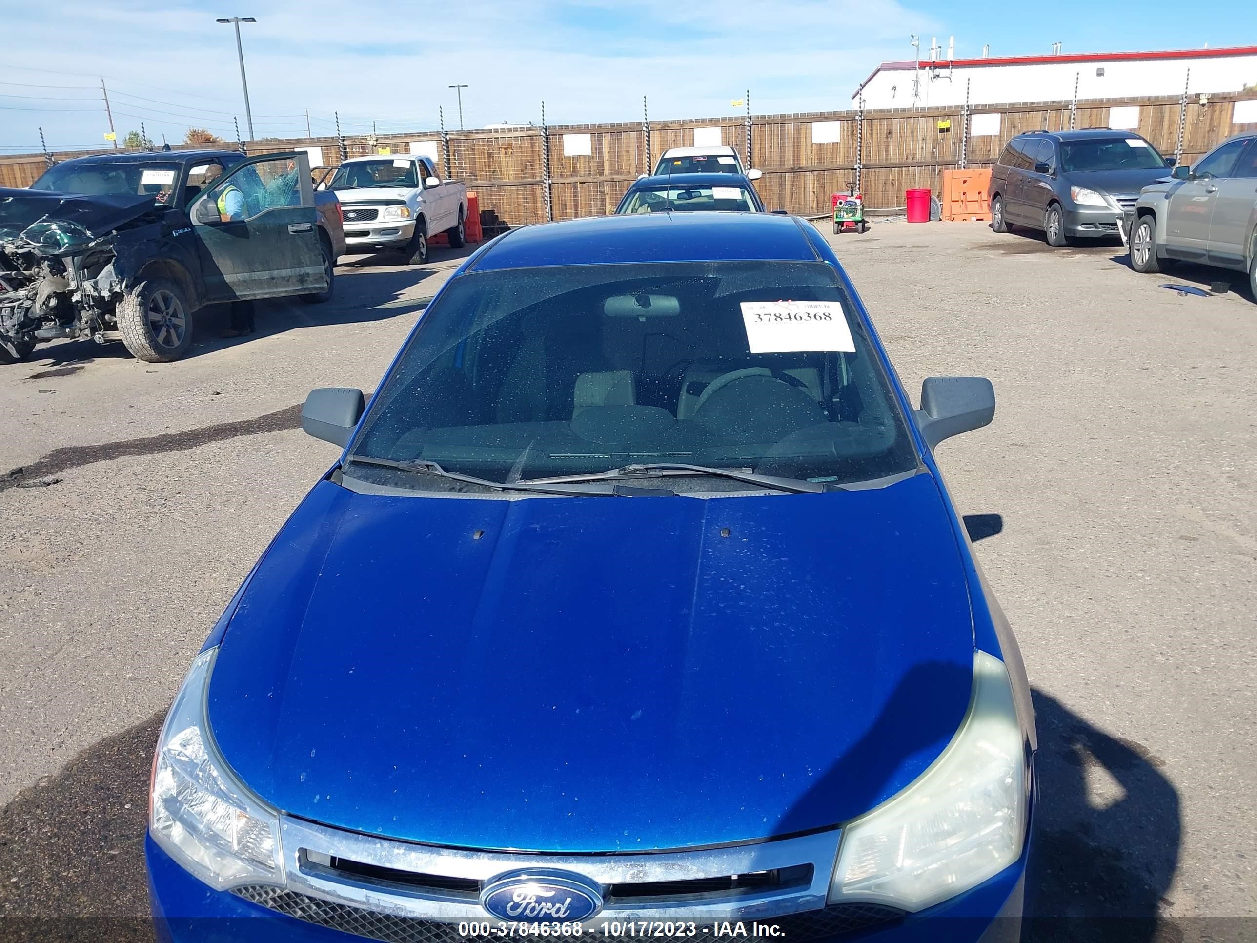 Photo 5 VIN: 1FAHP3FN4AW145243 - FORD FOCUS 