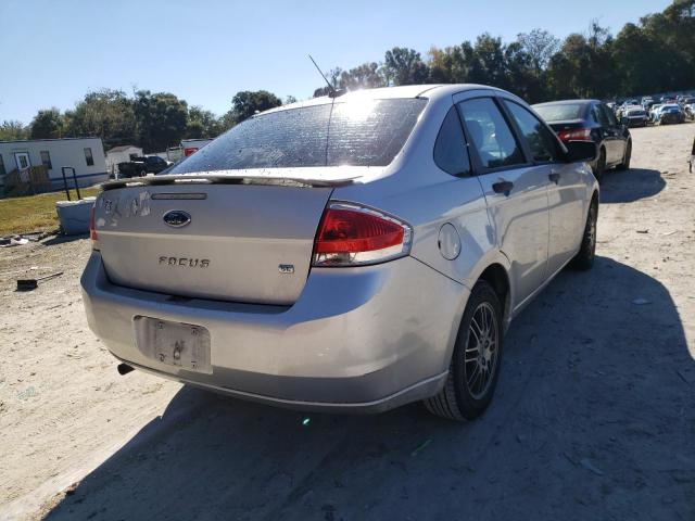 Photo 3 VIN: 1FAHP3FN4AW161099 - FORD FOCUS SE 