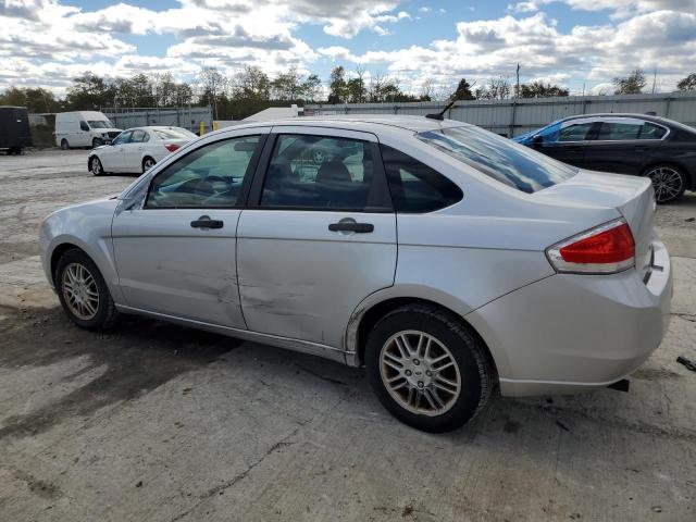 Photo 1 VIN: 1FAHP3FN4AW220555 - FORD FOCUS SE 