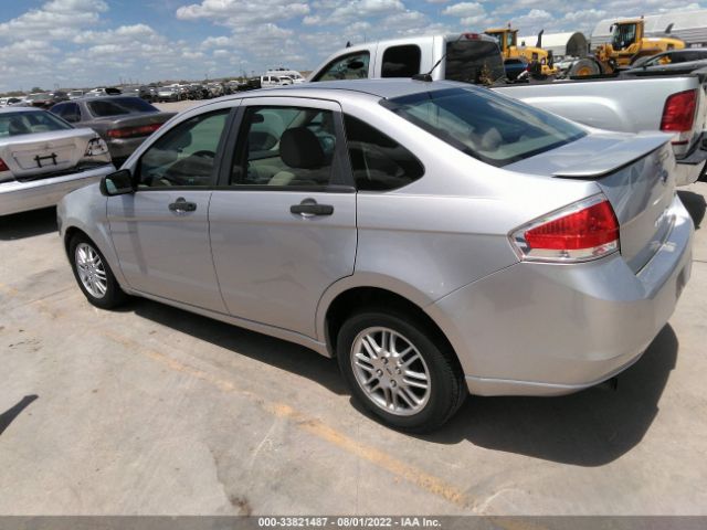 Photo 2 VIN: 1FAHP3FN4AW224458 - FORD FOCUS 