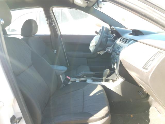 Photo 4 VIN: 1FAHP3FN4AW281338 - FORD FOCUS SE 