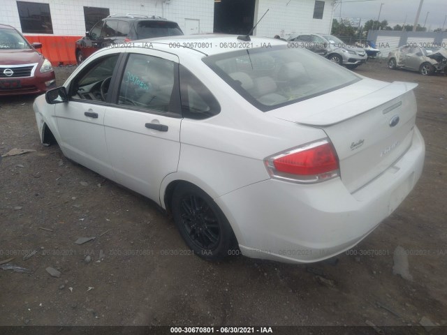 Photo 2 VIN: 1FAHP3FN4AW288371 - FORD FOCUS 