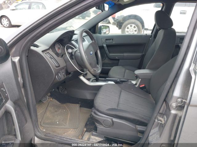 Photo 4 VIN: 1FAHP3FN4AW291688 - FORD FOCUS 