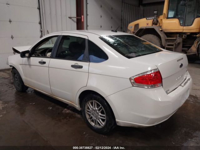 Photo 2 VIN: 1FAHP3FN4AW299290 - FORD FOCUS 