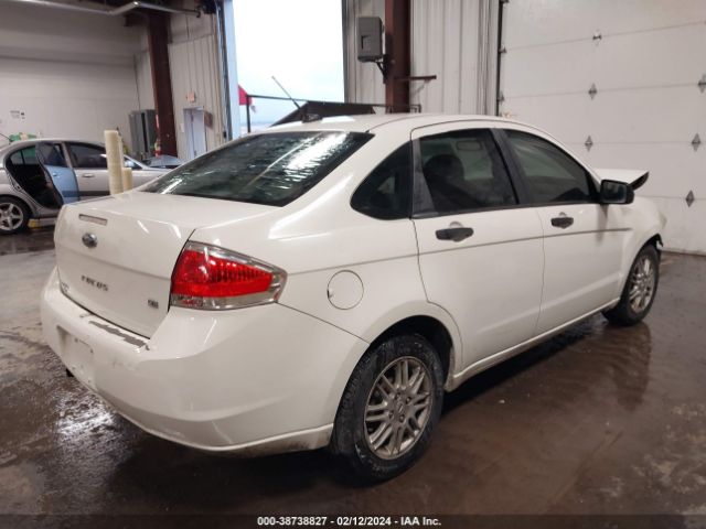 Photo 3 VIN: 1FAHP3FN4AW299290 - FORD FOCUS 