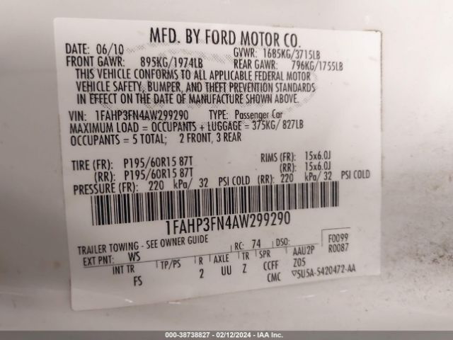 Photo 8 VIN: 1FAHP3FN4AW299290 - FORD FOCUS 