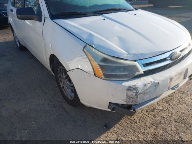 Photo 5 VIN: 1FAHP3FN4BW105147 - FORD FOCUS 