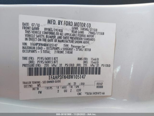 Photo 8 VIN: 1FAHP3FN4BW105147 - FORD FOCUS 