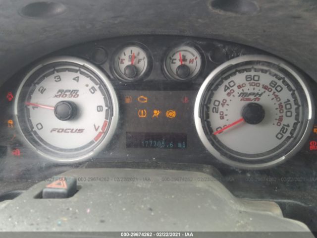 Photo 6 VIN: 1FAHP3FN4BW111210 - FORD FOCUS 