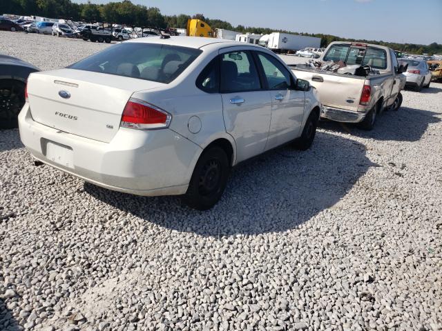 Photo 3 VIN: 1FAHP3FN4BW170905 - FORD FOCUS SE 