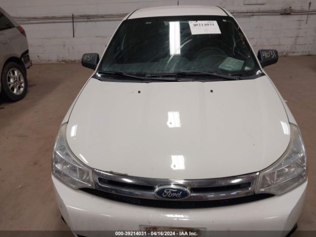 Photo 5 VIN: 1FAHP3FN4BW180639 - FORD FOCUS 