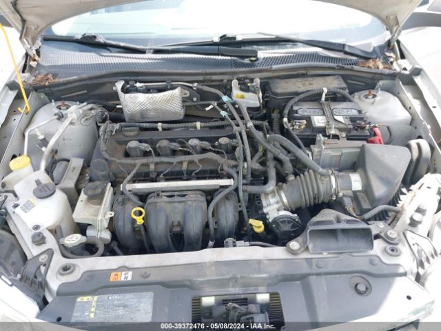 Photo 9 VIN: 1FAHP3FN5AW121873 - FORD FOCUS 