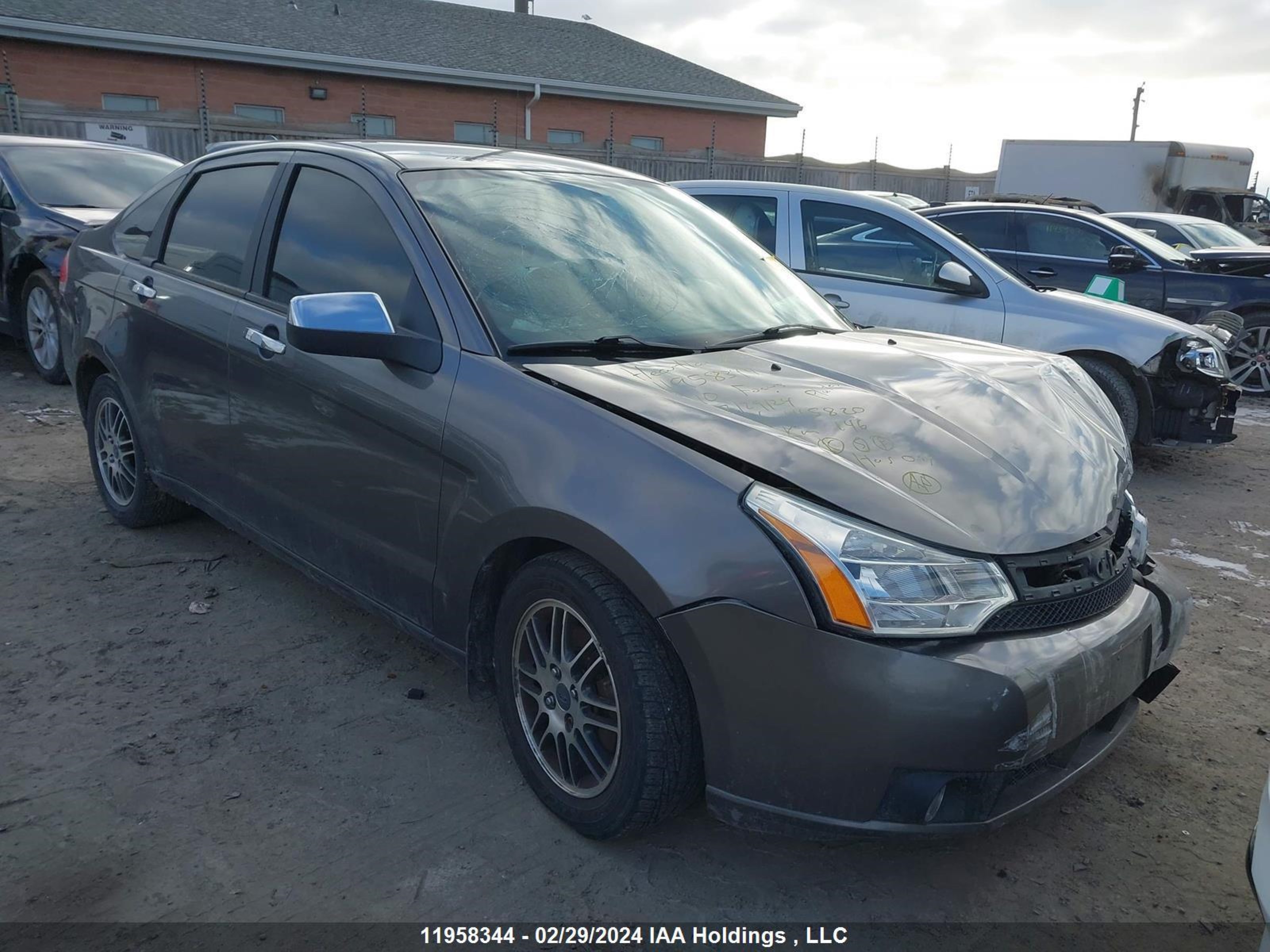 Photo 0 VIN: 1FAHP3FN5AW145820 - FORD FOCUS 