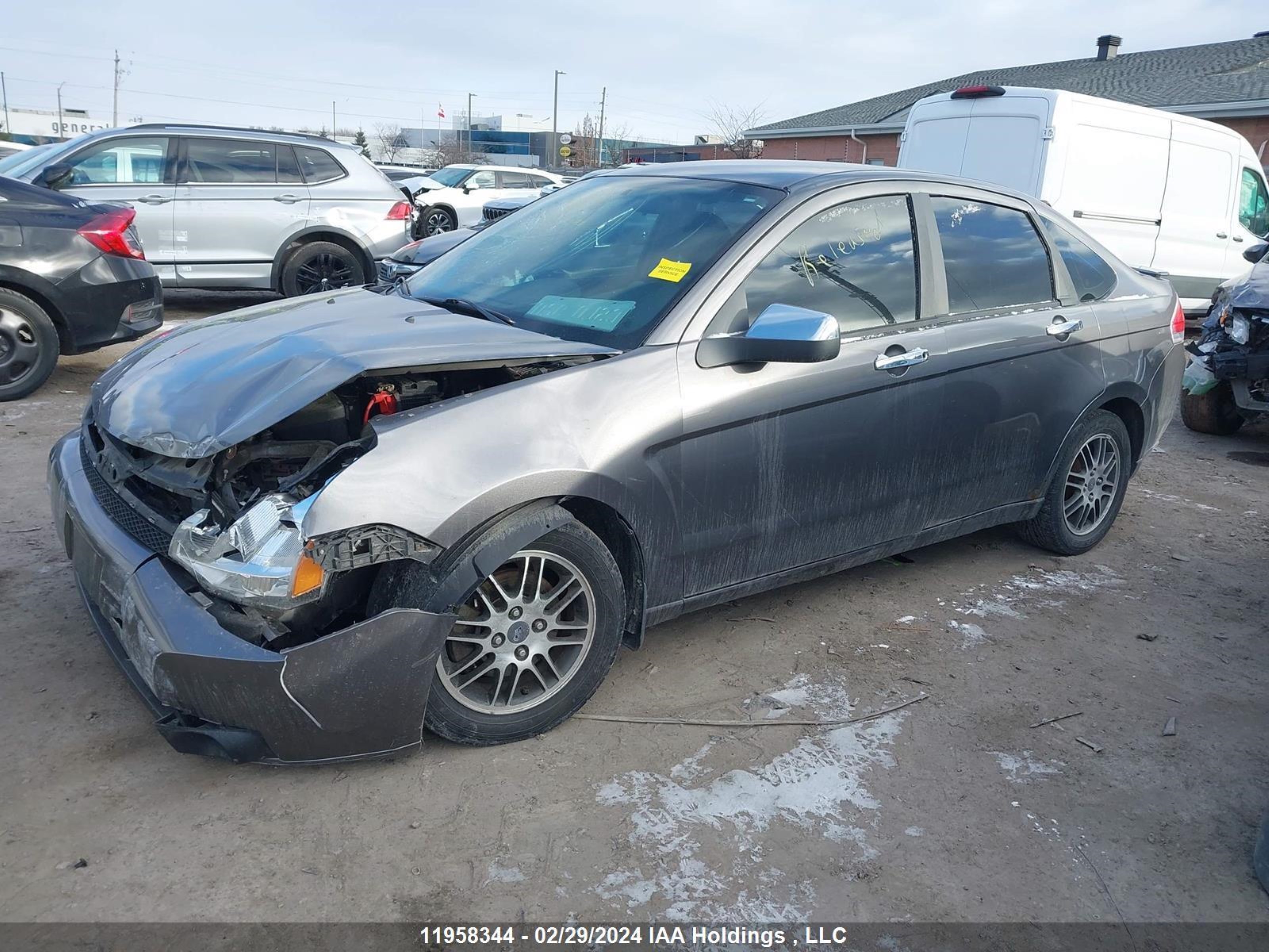 Photo 1 VIN: 1FAHP3FN5AW145820 - FORD FOCUS 