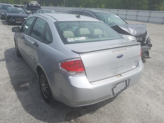 Photo 2 VIN: 1FAHP3FN5AW217454 - FORD FOCUS SE 