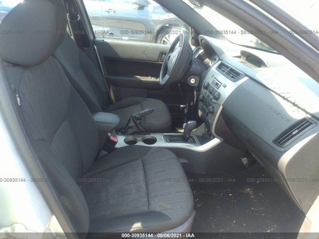 Photo 4 VIN: 1FAHP3FN5AW237459 - FORD FOCUS 