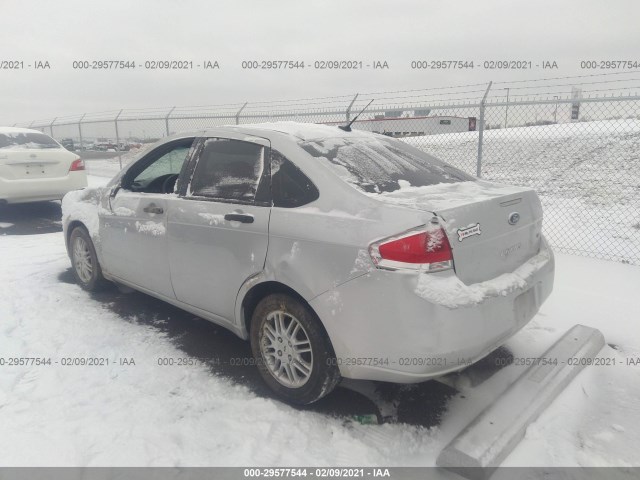 Photo 2 VIN: 1FAHP3FN5AW257193 - FORD FOCUS 