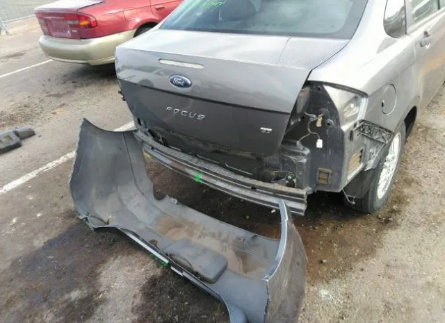 Photo 5 VIN: 1FAHP3FN5AW270817 - FORD FOCUS 