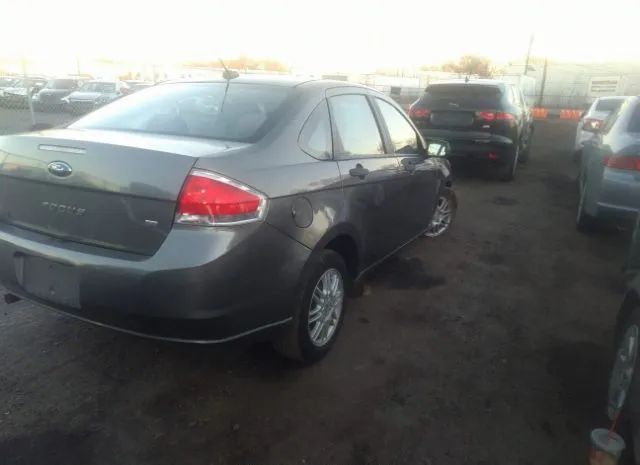 Photo 3 VIN: 1FAHP3FN5AW285138 - FORD FOCUS 