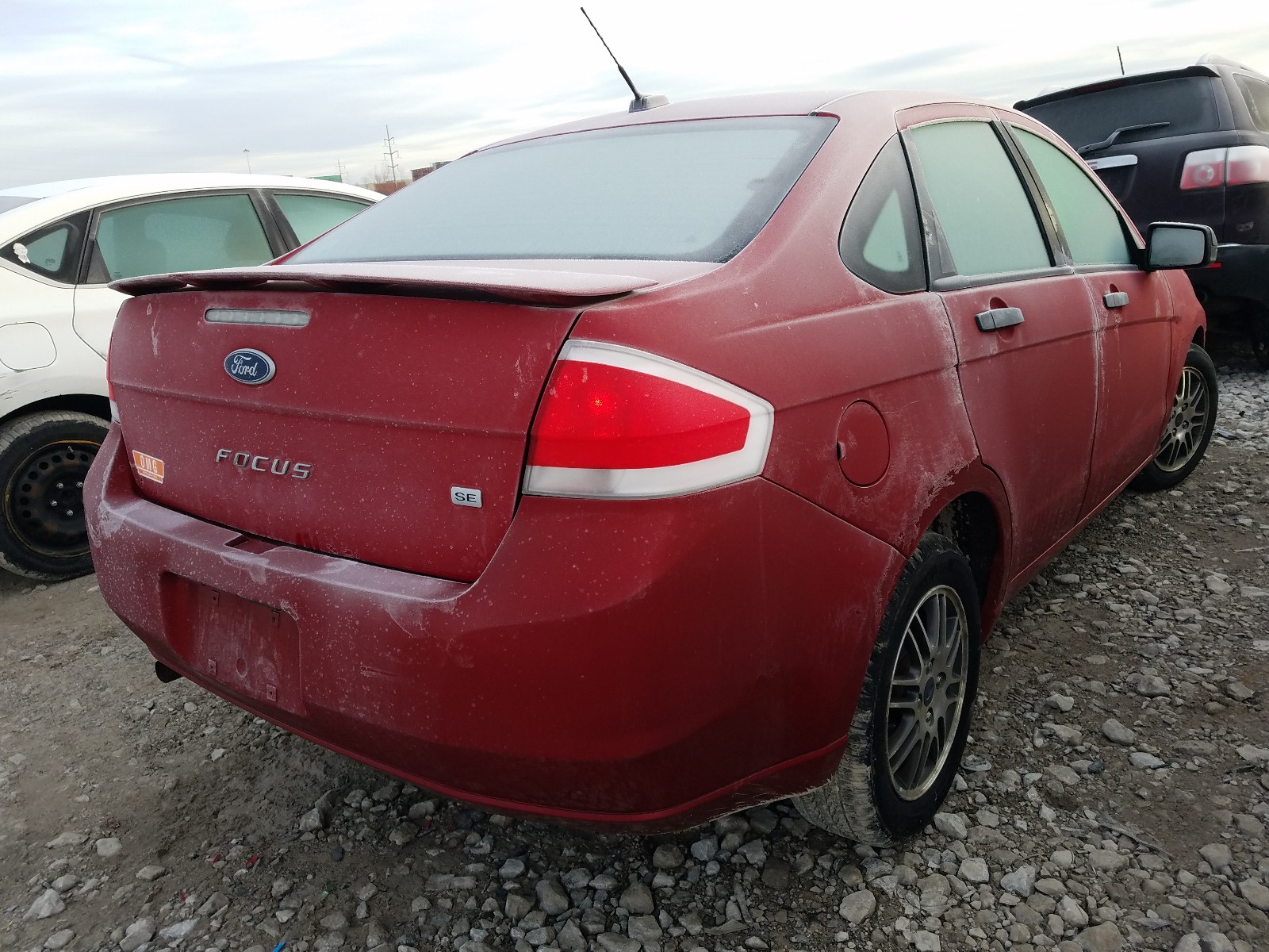 Photo 3 VIN: 1FAHP3FN5AW287892 - FORD FOCUS SE 