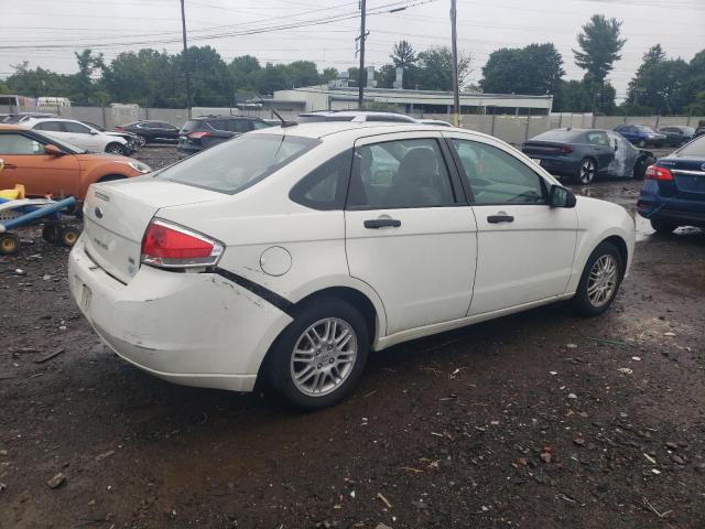 Photo 2 VIN: 1FAHP3FN5AW293062 - FORD FOCUS SE 