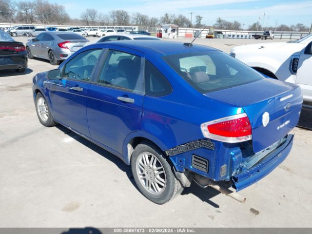 Photo 2 VIN: 1FAHP3FN5AW298214 - FORD FOCUS 