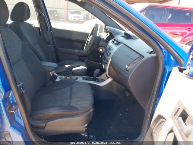 Photo 4 VIN: 1FAHP3FN5AW298214 - FORD FOCUS 