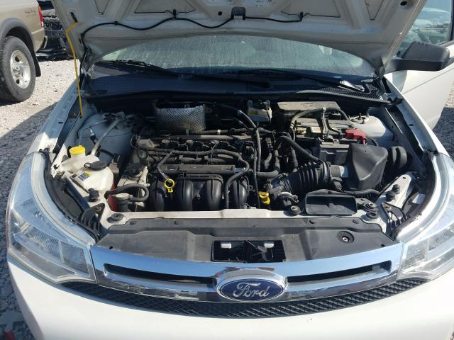 Photo 6 VIN: 1FAHP3FN5BW103066 - FORD FOCUS SE 