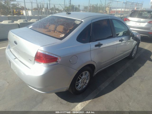 Photo 3 VIN: 1FAHP3FN5BW103679 - FORD FOCUS 