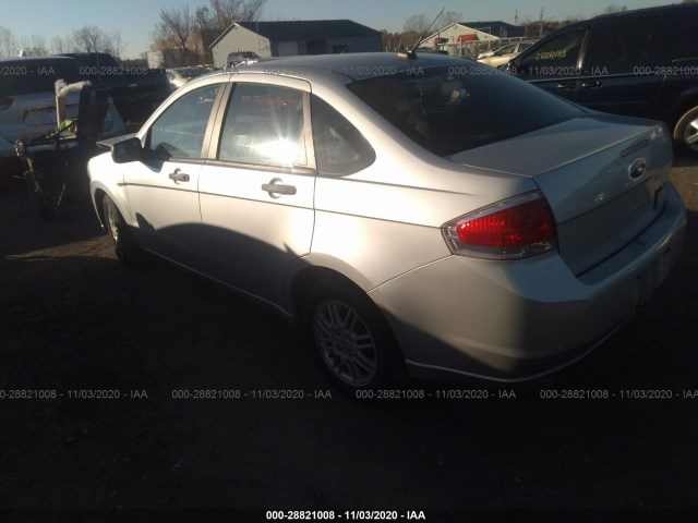 Photo 2 VIN: 1FAHP3FN5BW129490 - FORD FOCUS 