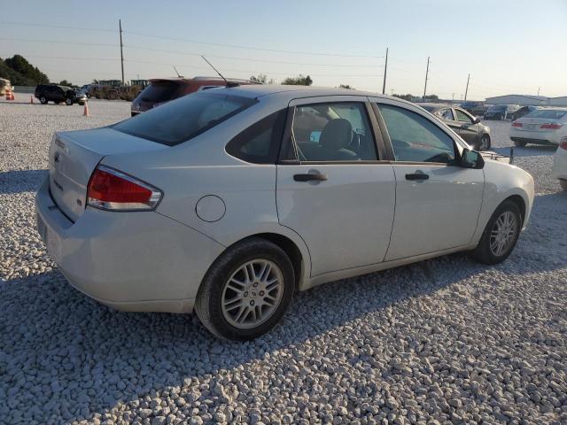 Photo 2 VIN: 1FAHP3FN5BW130381 - FORD FOCUS SE 