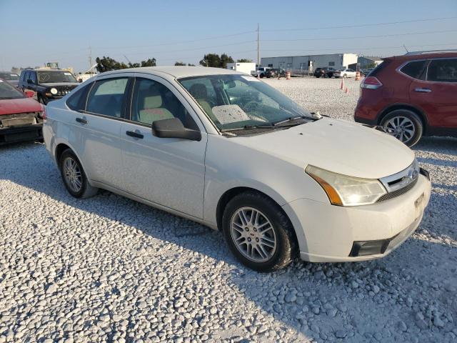 Photo 3 VIN: 1FAHP3FN5BW130381 - FORD FOCUS SE 