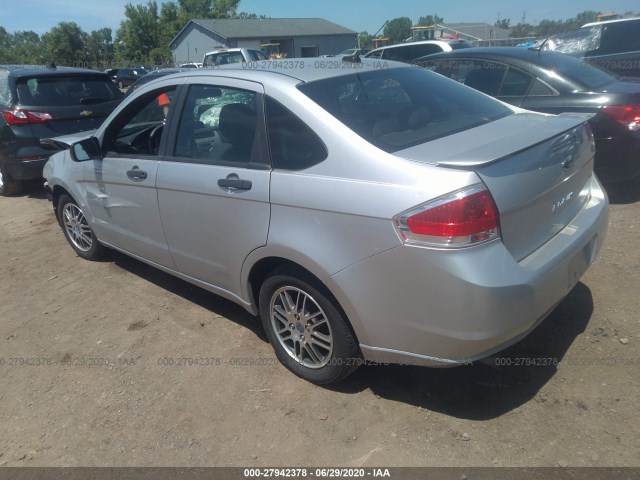 Photo 2 VIN: 1FAHP3FN5BW144703 - FORD FOCUS 