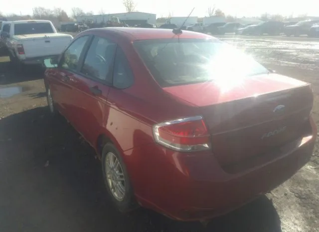 Photo 2 VIN: 1FAHP3FN5BW164546 - FORD FOCUS 