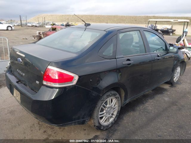 Photo 3 VIN: 1FAHP3FN5BW168581 - FORD FOCUS 