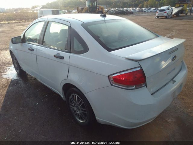 Photo 2 VIN: 1FAHP3FN5BW168998 - FORD FOCUS 