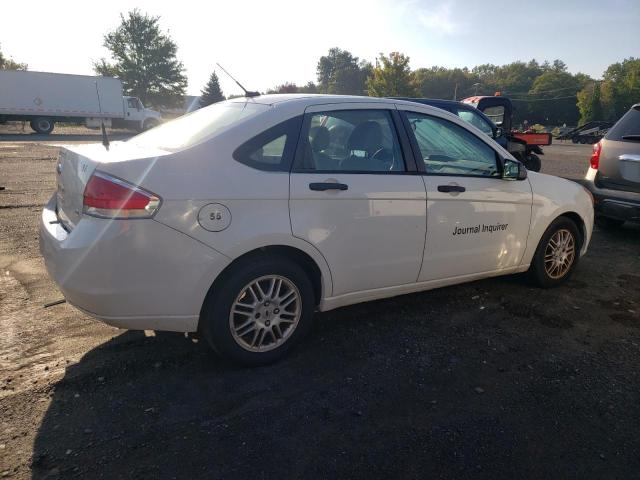 Photo 2 VIN: 1FAHP3FN5BW182299 - FORD FOCUS SE 