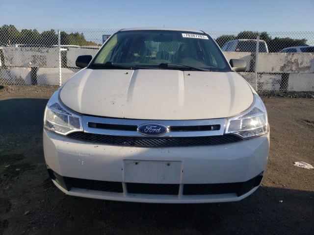 Photo 4 VIN: 1FAHP3FN5BW182299 - FORD FOCUS SE 