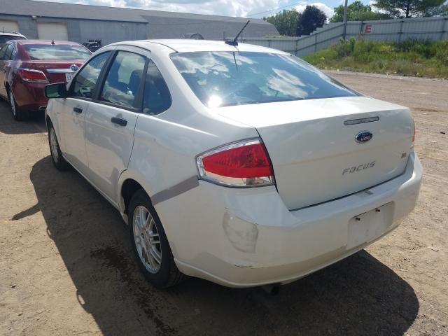 Photo 2 VIN: 1FAHP3FN6AW112485 - FORD FOCUS SE 