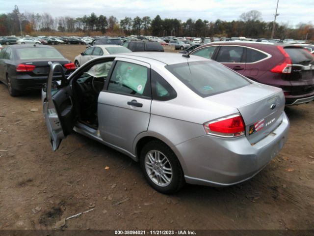 Photo 2 VIN: 1FAHP3FN6AW116004 - FORD FOCUS 