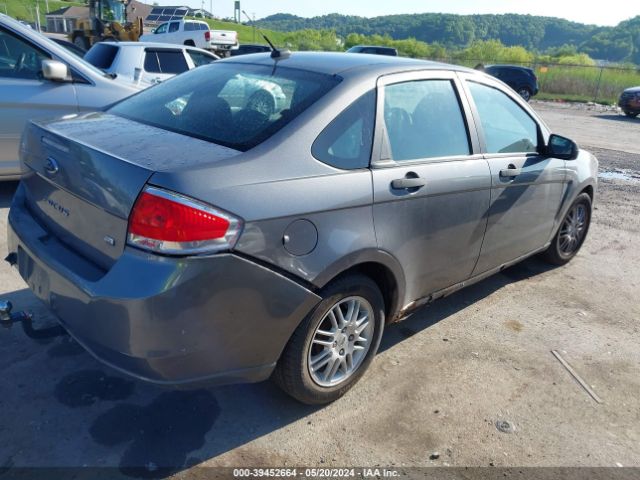 Photo 3 VIN: 1FAHP3FN6AW144157 - FORD FOCUS 