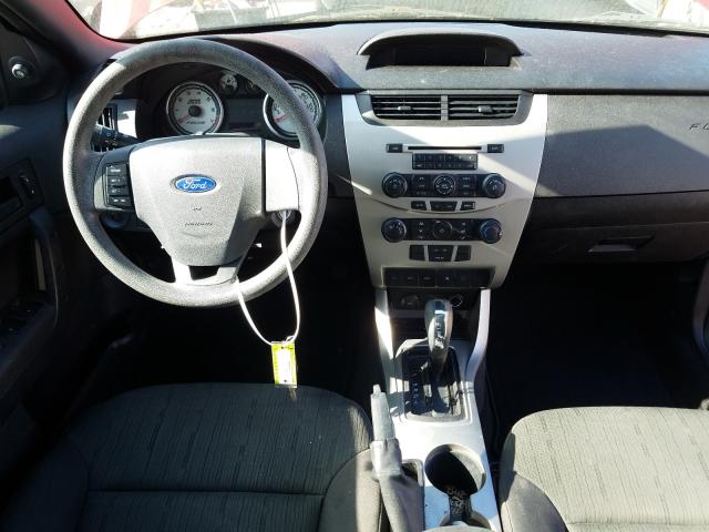 Photo 8 VIN: 1FAHP3FN6AW154509 - FORD FOCUS SE 