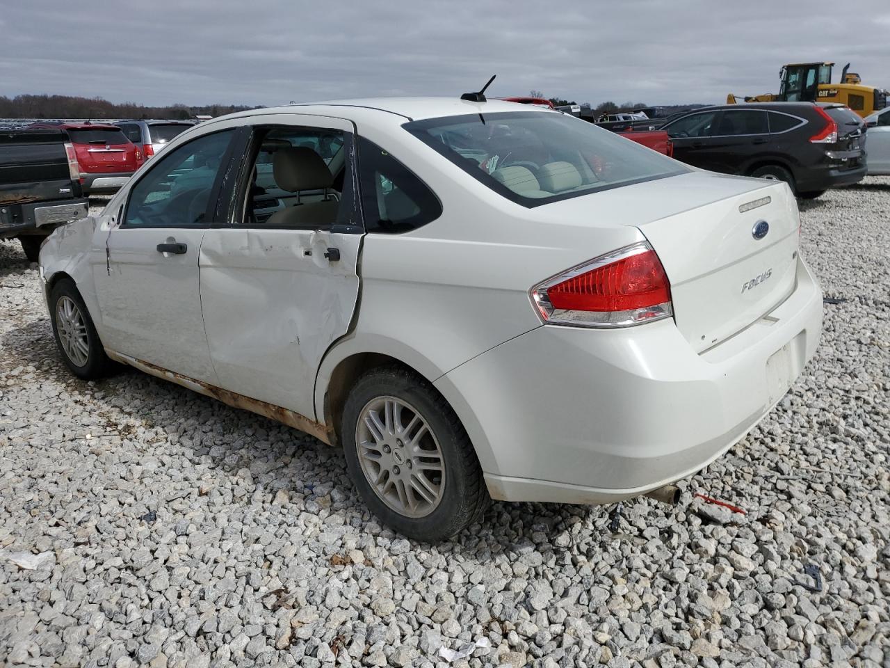 Photo 1 VIN: 1FAHP3FN6AW165848 - FORD FOCUS 