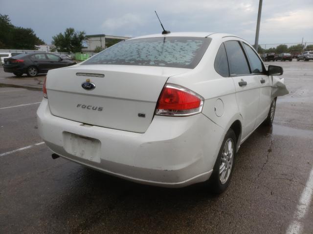 Photo 3 VIN: 1FAHP3FN6AW166157 - FORD FOCUS SE 