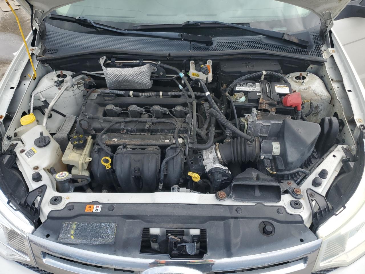 Photo 10 VIN: 1FAHP3FN6AW294804 - FORD FOCUS 